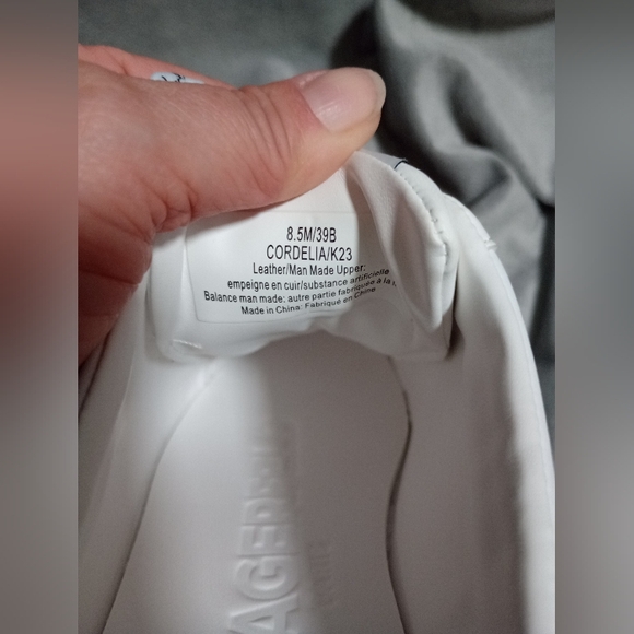 NWOT Karl Lagerfeld Paris Cordelia Leather Mule White Ladies 8.5 Embellished - Picture 11 of 11